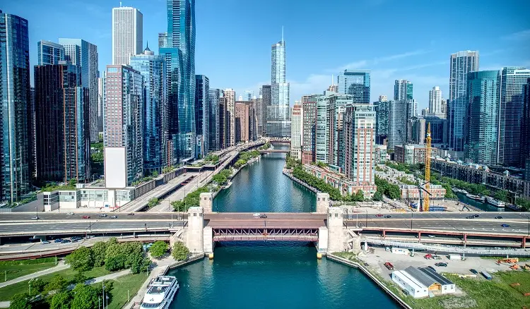 Easy Access to Chicago