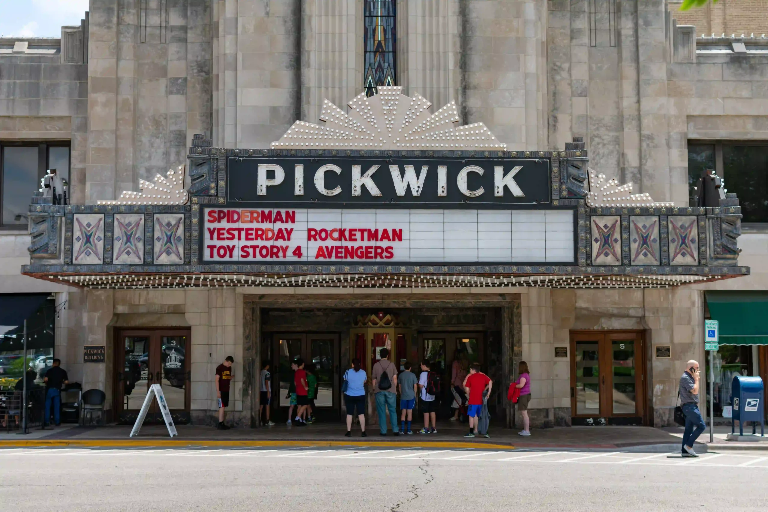 Cultural Delight: Pickwick Theatre