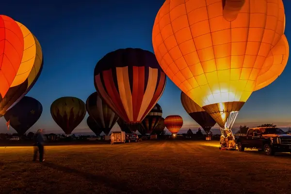  Midwest Ballooning Adventures: Take Flight and Soar